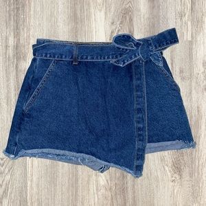 Forever 21 Jean Skort